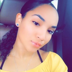 Meet your Posher, Keyla